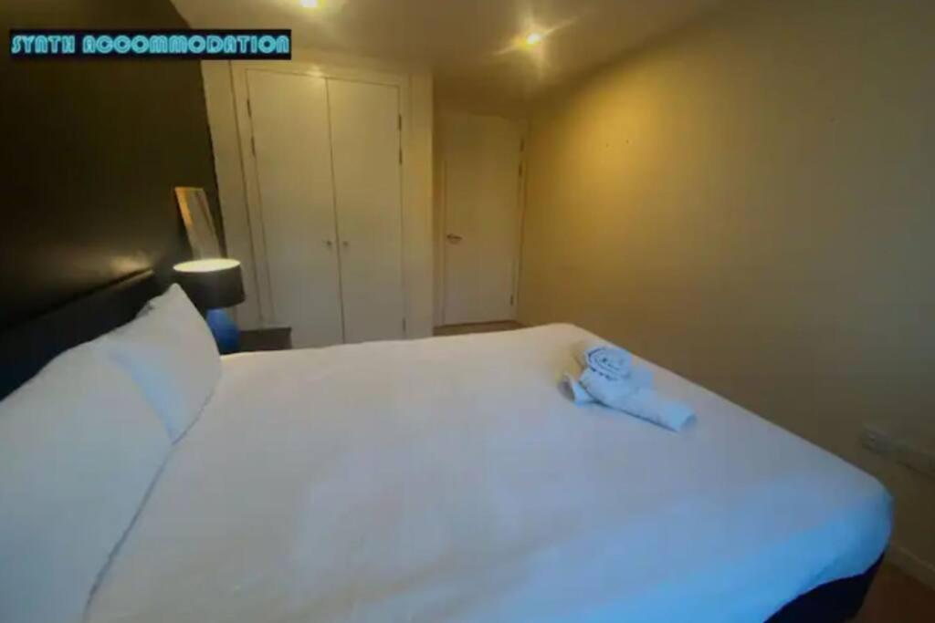 80s Retro 1bedroom Apart Canary Wharf * Londra